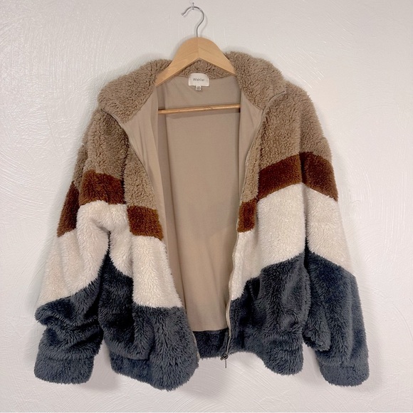 Ultra Cozy Chevron Faux Fur Fuzzy Bomber Jacket | Like New - Picture 5 of 12